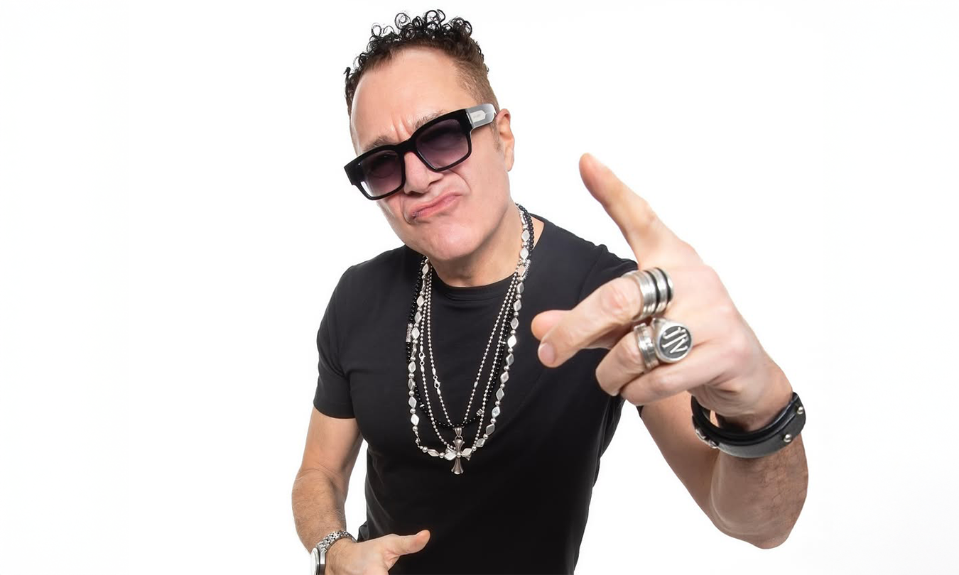 Joe T Vannelli